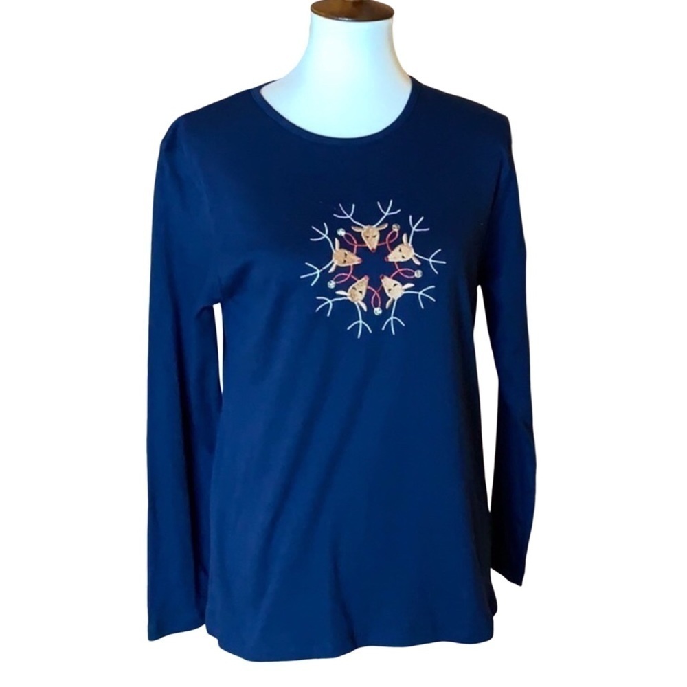 M & C Sportswear Reindeer shirt Size Large New